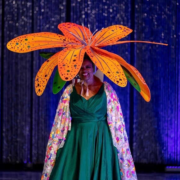 Costume Flower Headpiece Showgirls Parade’s Showstopper - Picture 3 of 5